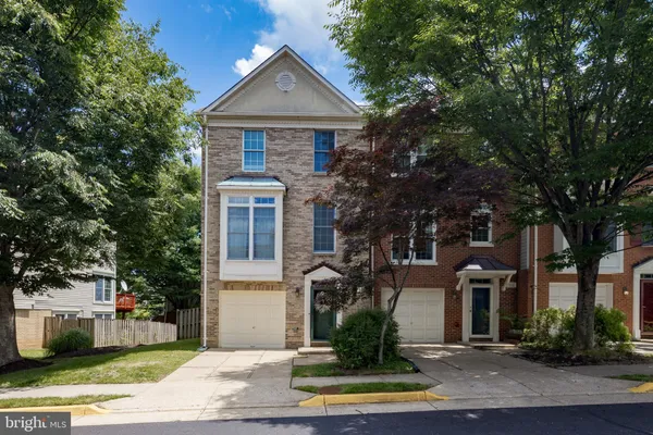 $3,300 | 3945 Kathryn Jean Court, Fairfax, VA 22033
