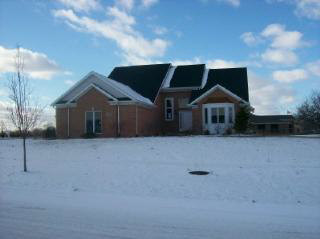 8461 Hunters Ridge Drive Newport, MI 48166 - Photo 1 of 11 714573.JPG