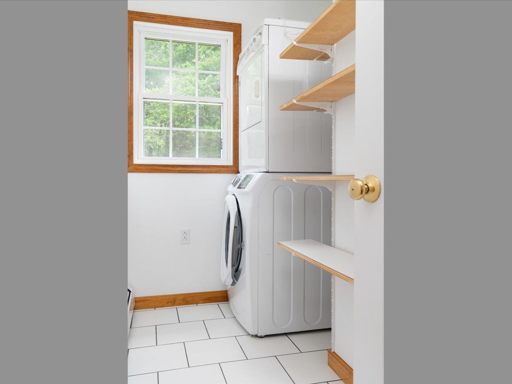 298 Canonchet Road Hopkinton, RI 02873 - Photo 12 of 25