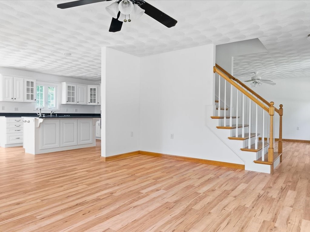 298 Canonchet Road Hopkinton, RI 02873 - Photo 4 of 25