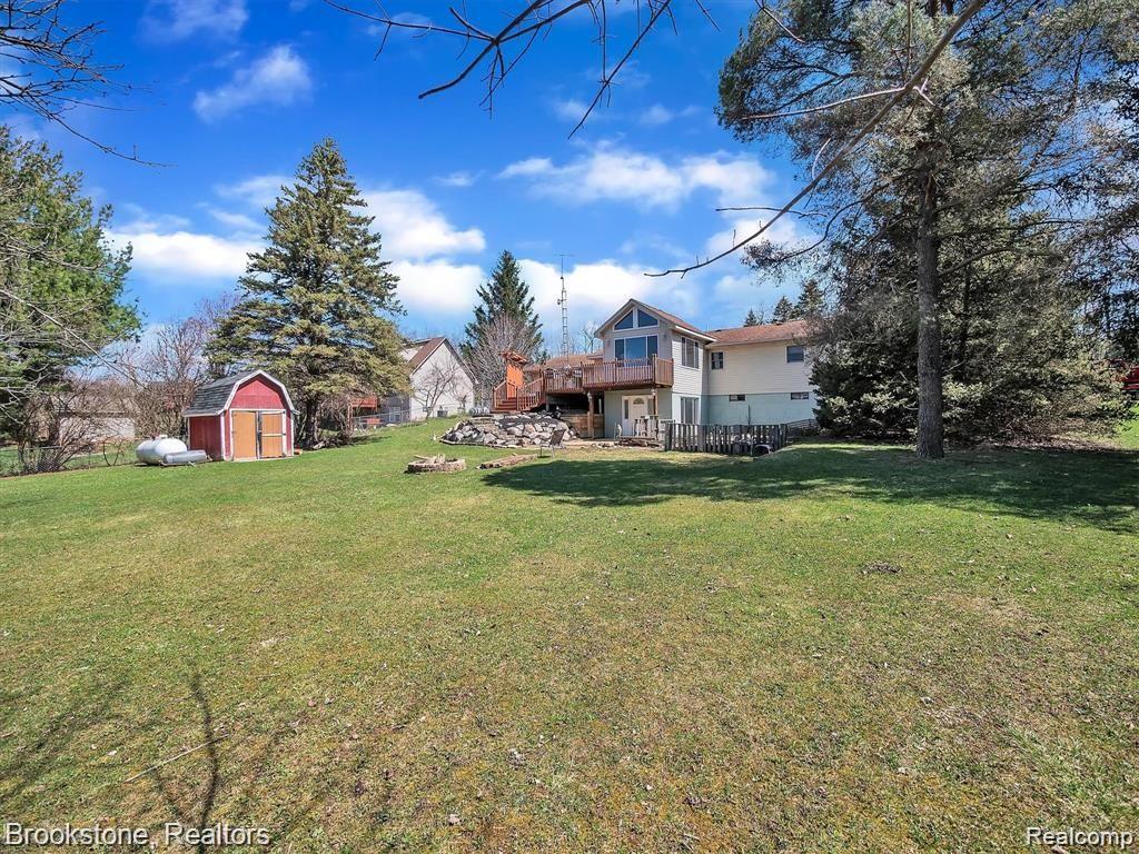 8056 Washburn Road Goodrich, MI 48438 - Photo 43 of 45 43-8056-Washburn-Rd-WindowStill-Real-Estate-Photography-43.jpg