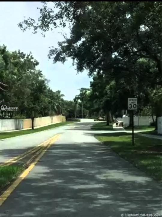 3910 Tree Top Road Cooper City, FL 33026 - Photo 7 of 34