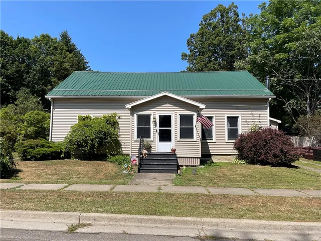 $120,000 | 7 Moss Street, New Berlin, NY 13411