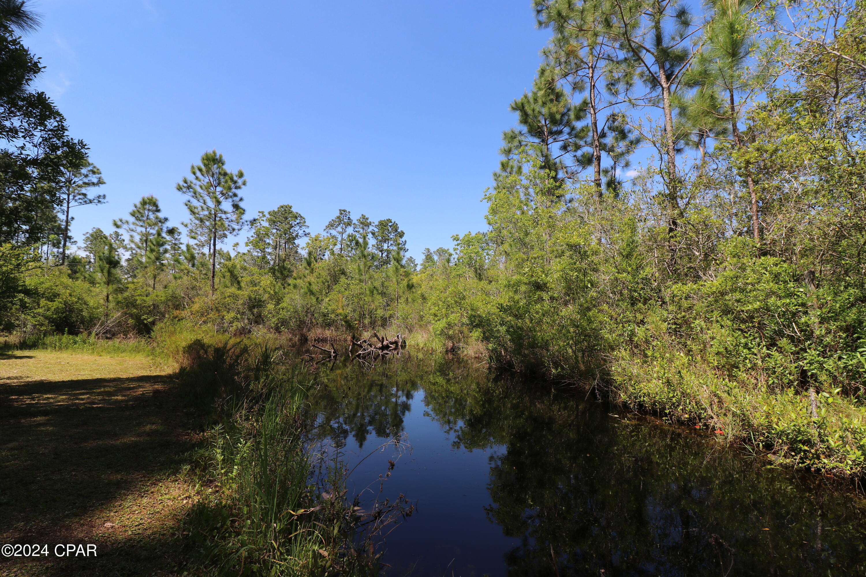 11038 Silver Lake Road Fountain, FL 32438 - Photo 31 of 54 Gallery Image 31