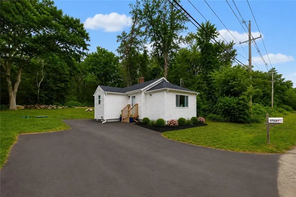$429,900 | 1703 Crandall Road, Tiverton, RI 02878