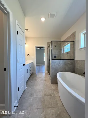 $428,900 | 2473 Scott Mdws Lane, Hernando, MS 38632