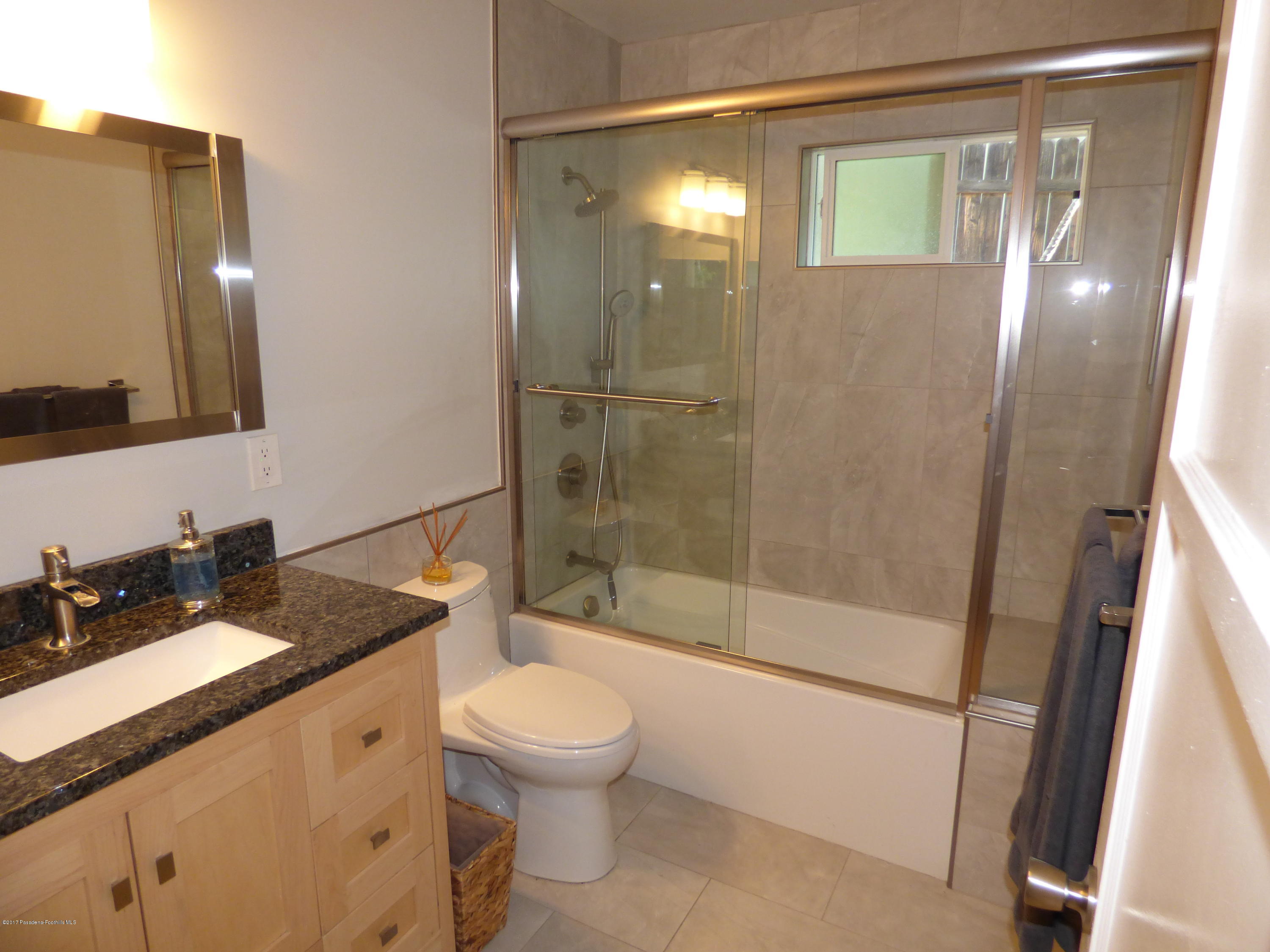 4464 Rising Hill Road Altadena, CA 91001 - Photo 6 of 13 Bath 1