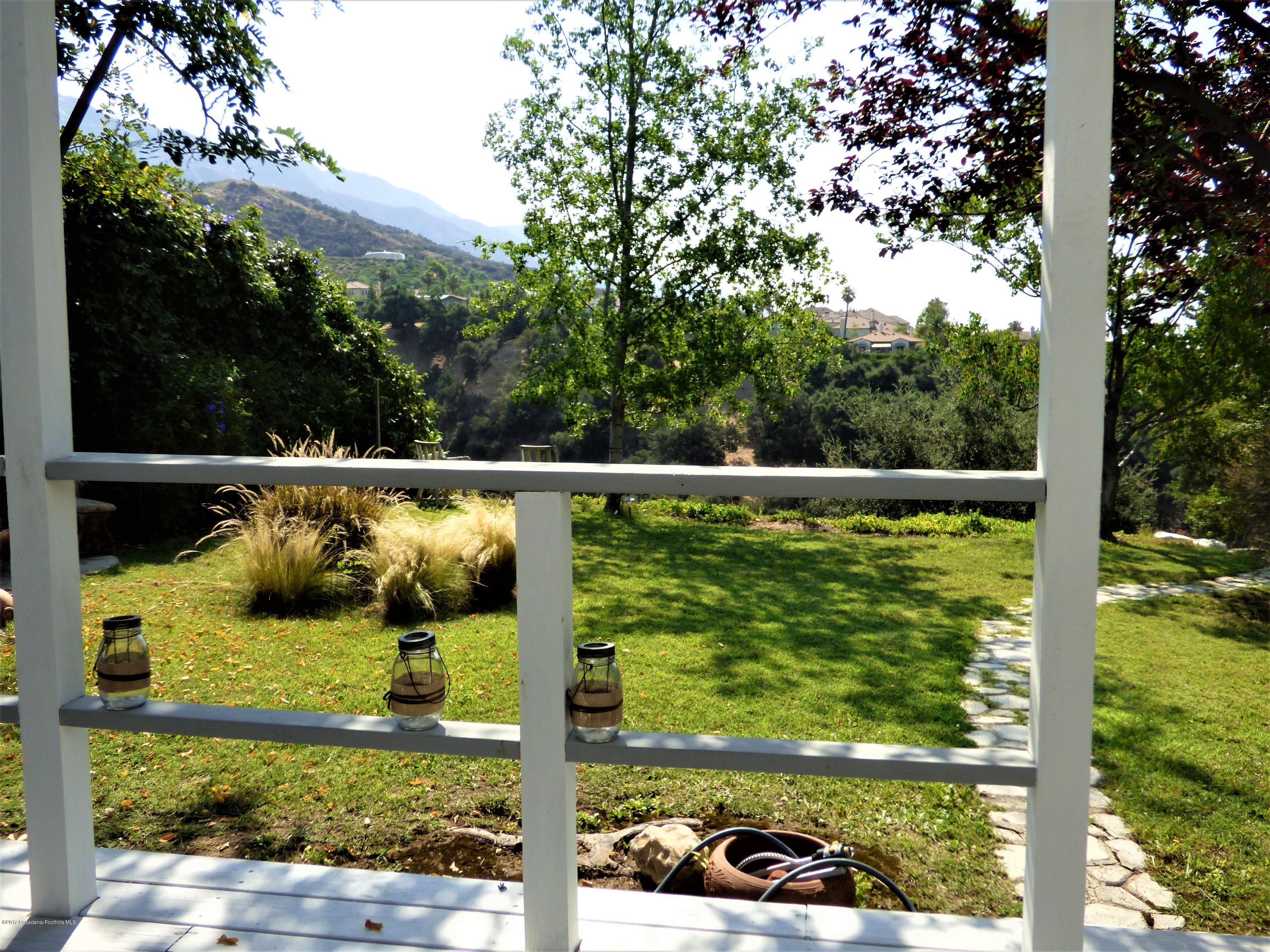 4464 Rising Hill Road Altadena, CA 91001 - Photo 9 of 13 Porch View