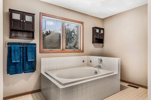 $449,000 | 14025 Aboite Center Road, Fort Wayne, IN 46814