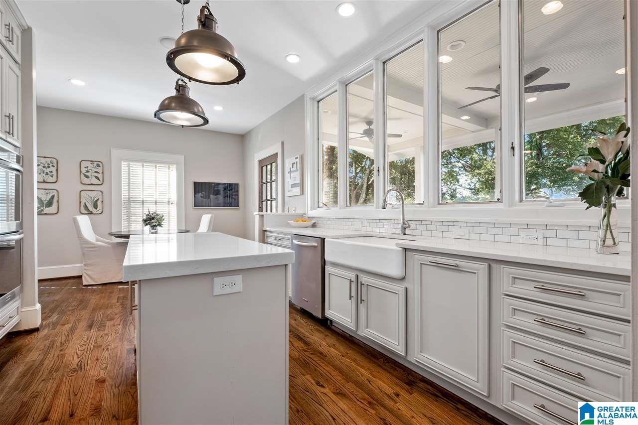 1124 Glen View Road Birmingham, AL 35222 - Photo 12 of 46