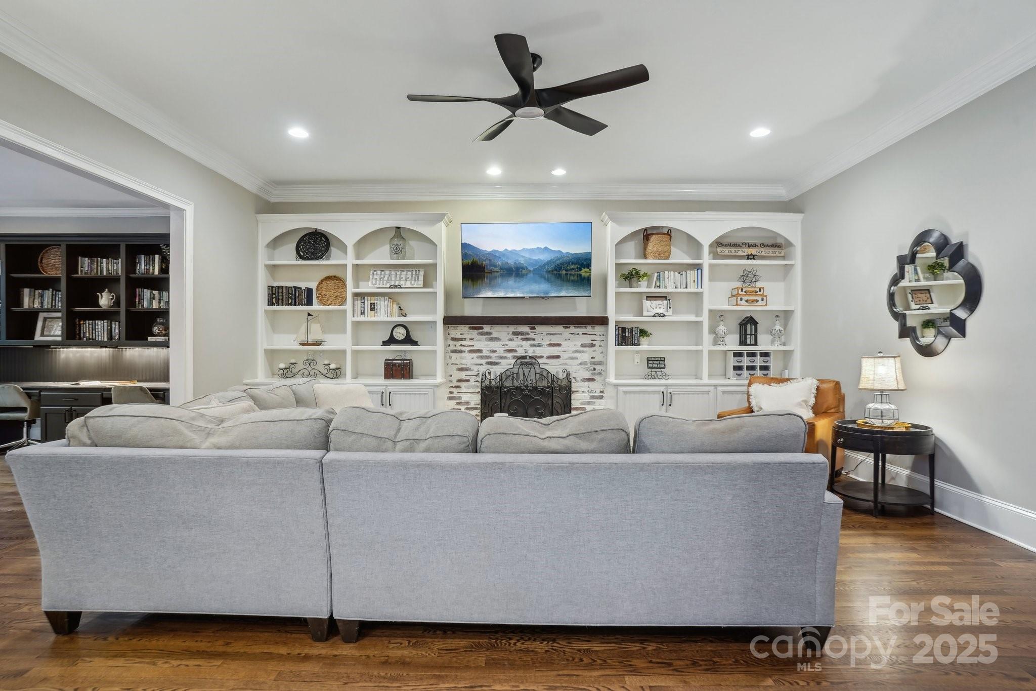 9128 Summer Club Road Charlotte, NC 28277 - Photo 9 of 45 Gallery Image 9