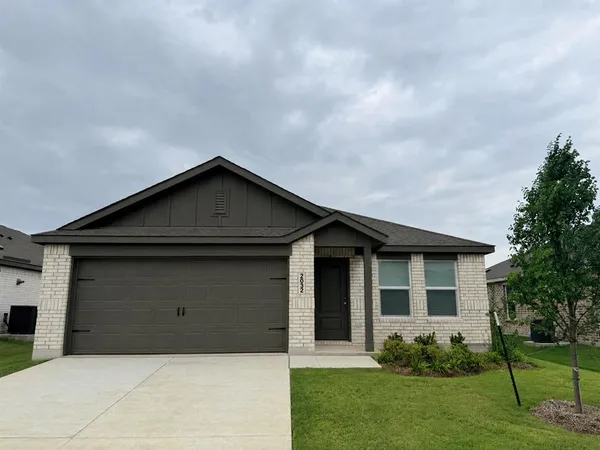 $1,995 | 2032 Derby Lane, Aubrey, TX 76227