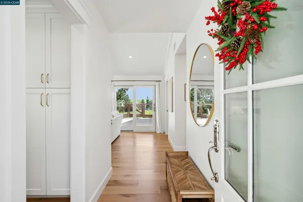 $1,455,000 | 31 Ascot Place, Moraga, CA 94556