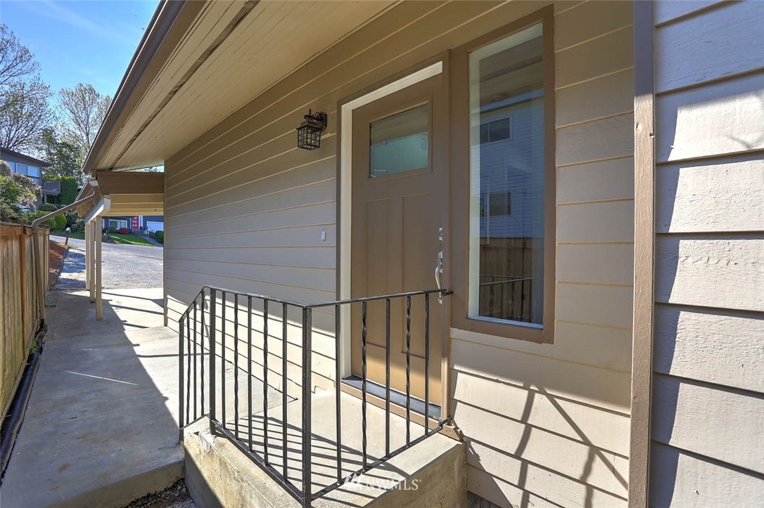9077 Renton Avenue South Seattle, WA 98118 - Photo 1 of 28 Gallery Image 1