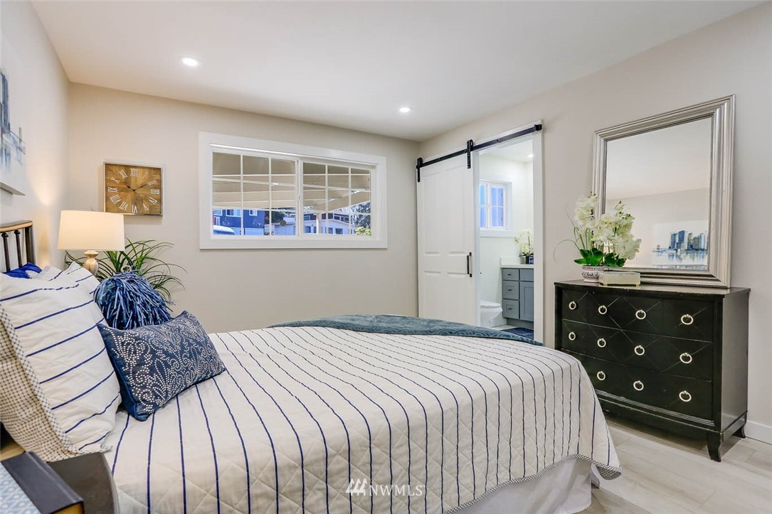 9077 Renton Avenue South Seattle, WA 98118 - Photo 11 of 28 Gallery Image 11