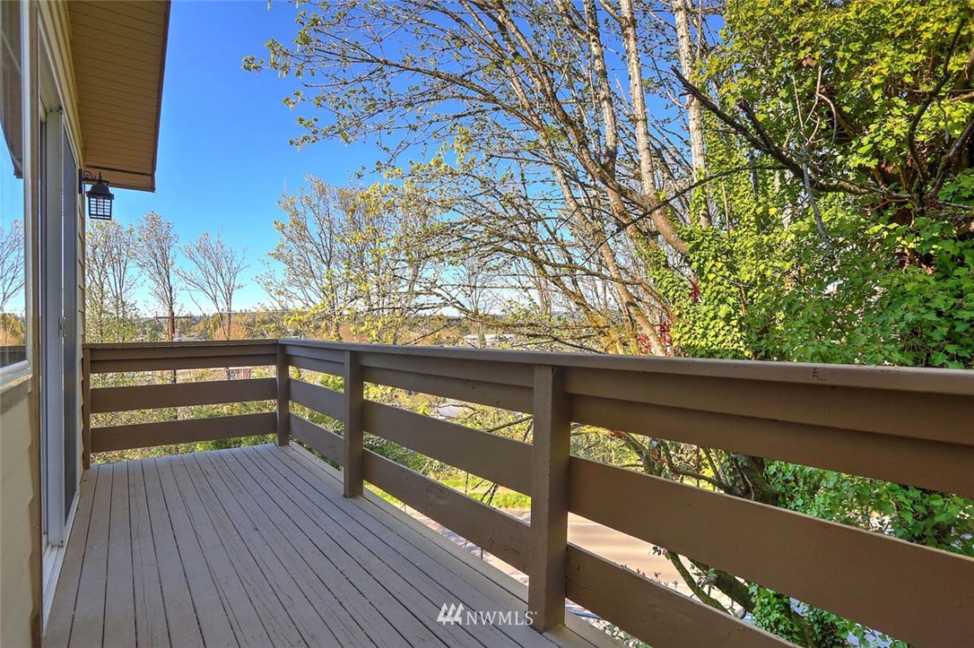 9077 Renton Avenue South Seattle, WA 98118 - Photo 26 of 28 Gallery Image 26