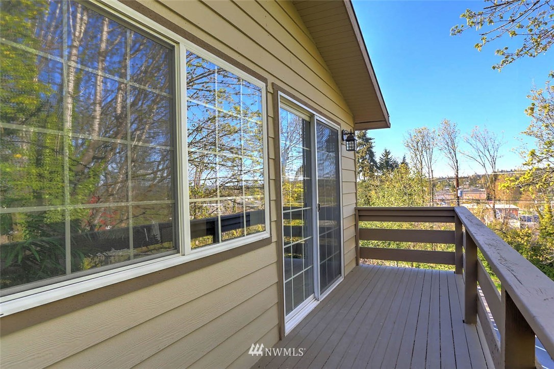 9077 Renton Avenue South Seattle, WA 98118 - Photo 27 of 28 Gallery Image 27