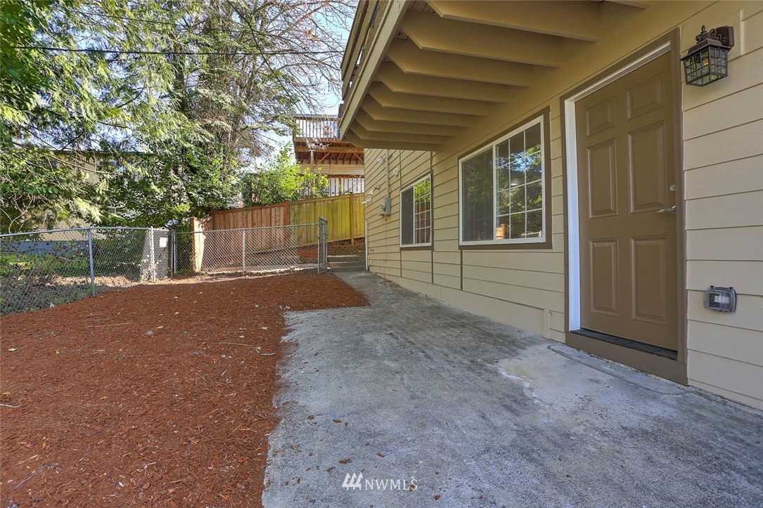 9077 Renton Avenue South Seattle, WA 98118 - Photo 28 of 28 Gallery Image 28