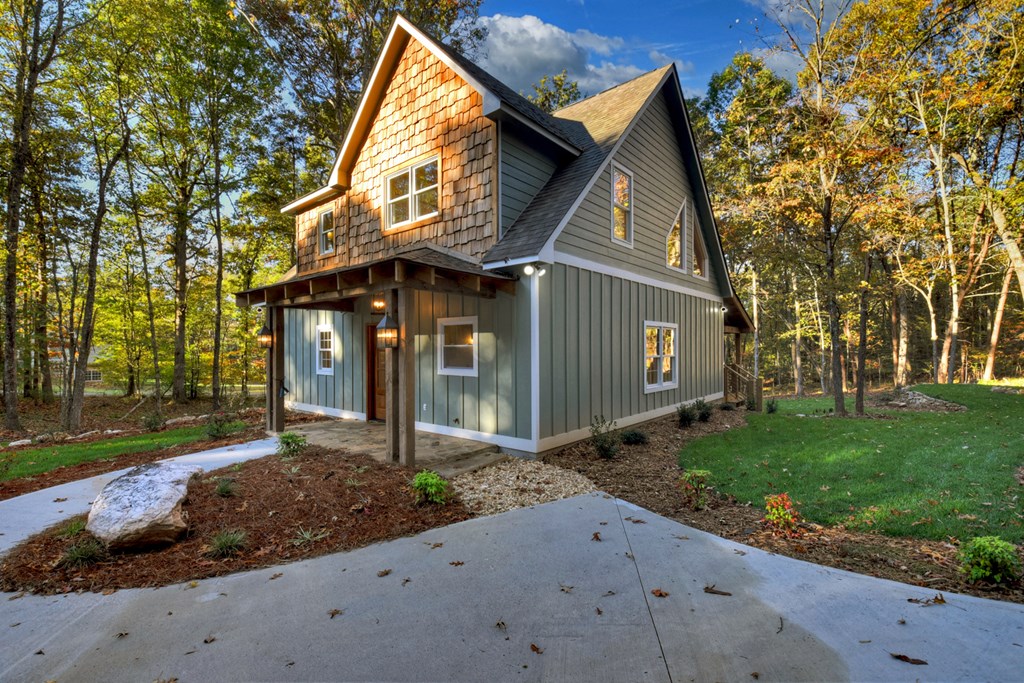 646 High Country Crossing Morganton, GA 30560 - Photo 10 of 44 a view of a house with a yard