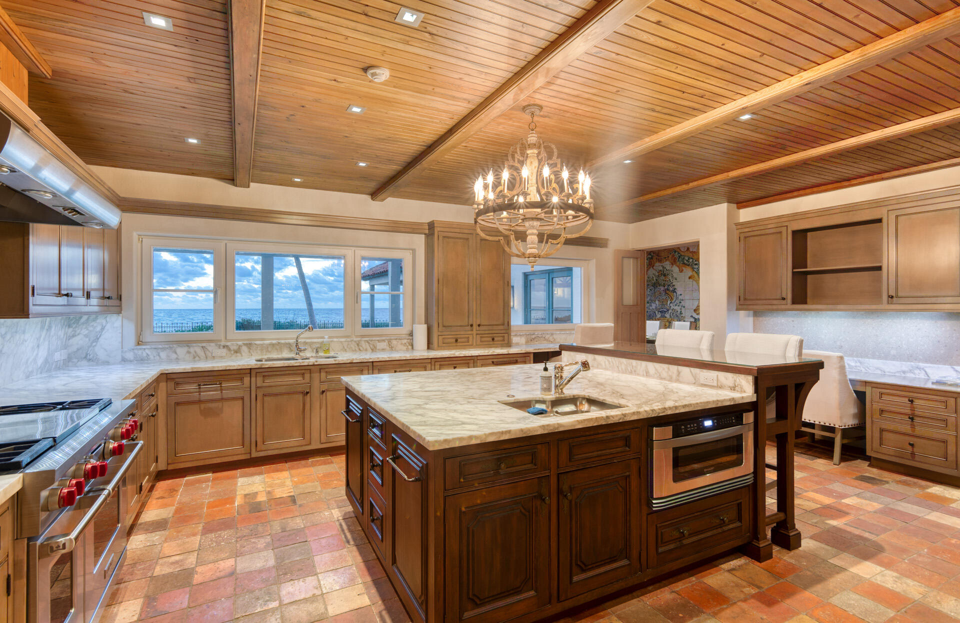 2817 North Ocean Boulevard Delray Beach, FL 33483 - Photo 10 of 28 KITCHEN_LEFT_ANGLE