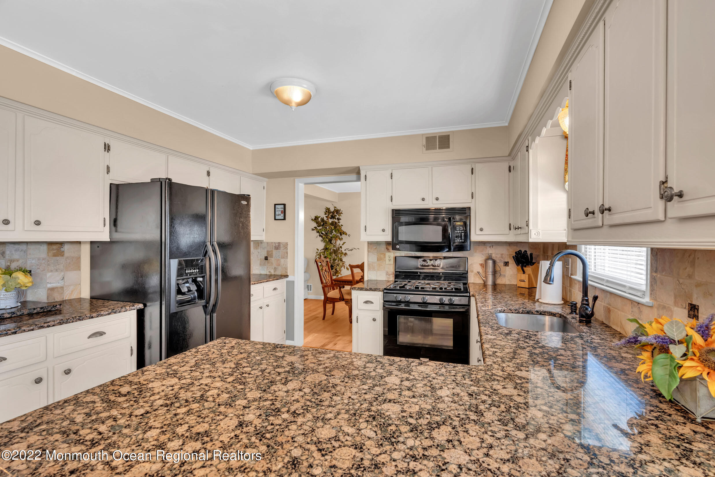 25 Cherry Tree Circle Howell, NJ 07731 - Photo 15 of 35 2 (10)