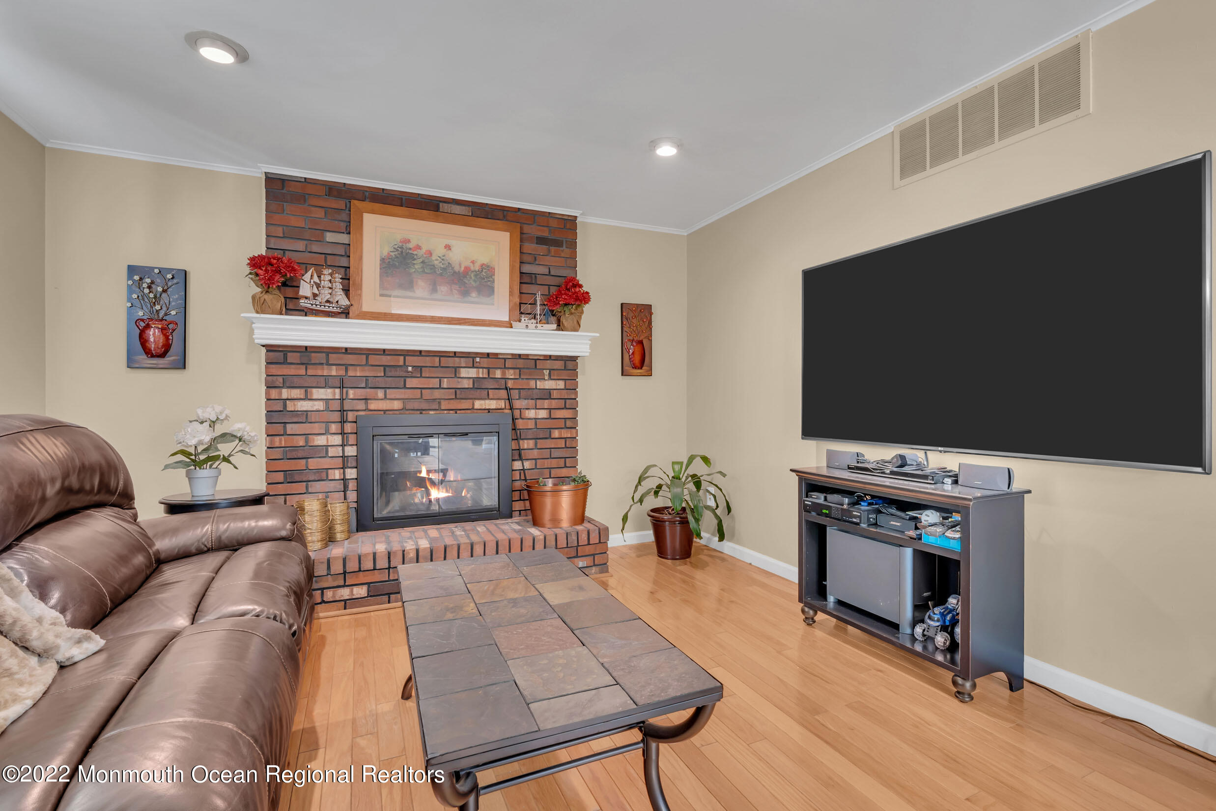 25 Cherry Tree Circle Howell, NJ 07731 - Photo 19 of 35 2 (14)