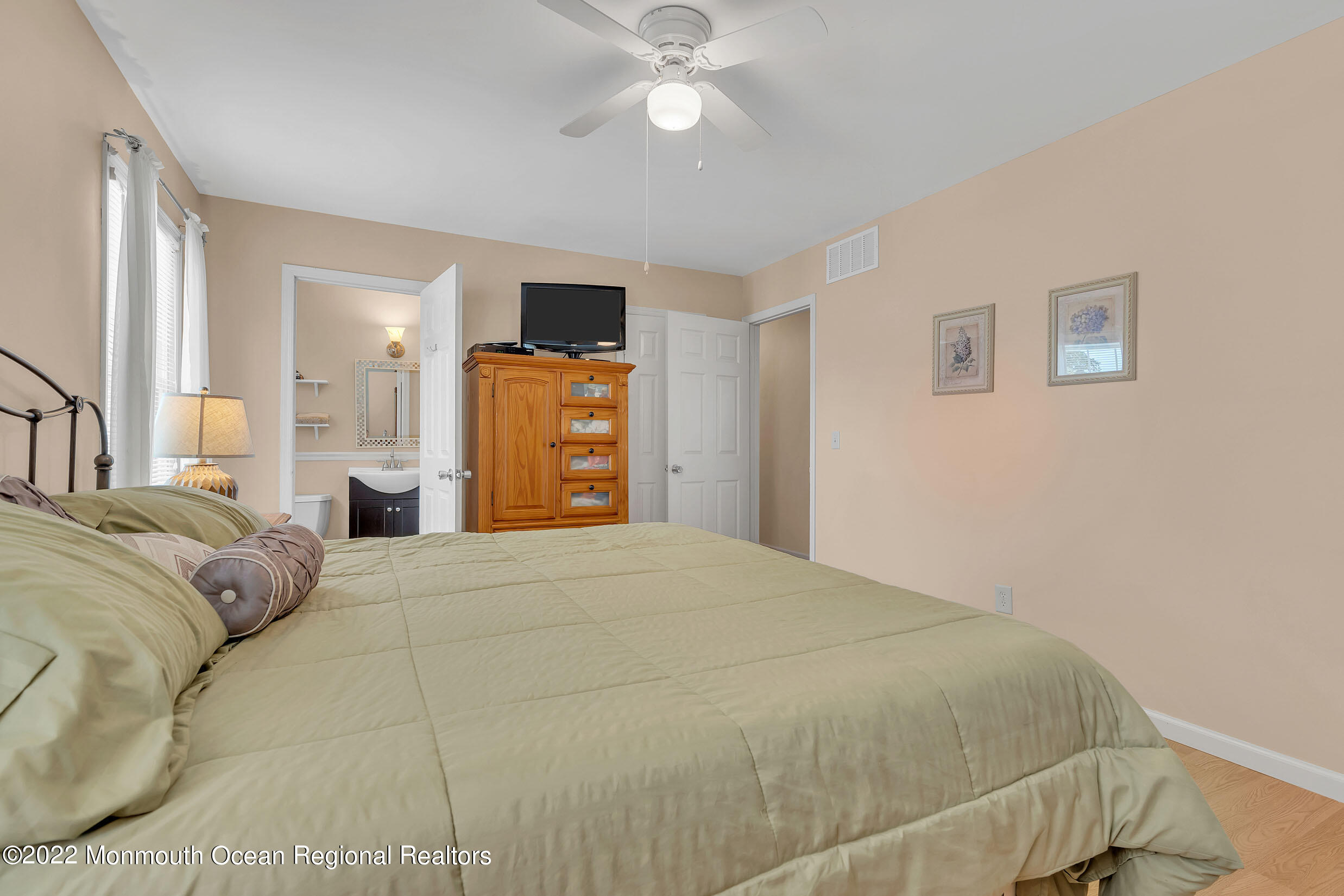 25 Cherry Tree Circle Howell, NJ 07731 - Photo 26 of 35 2 (21)