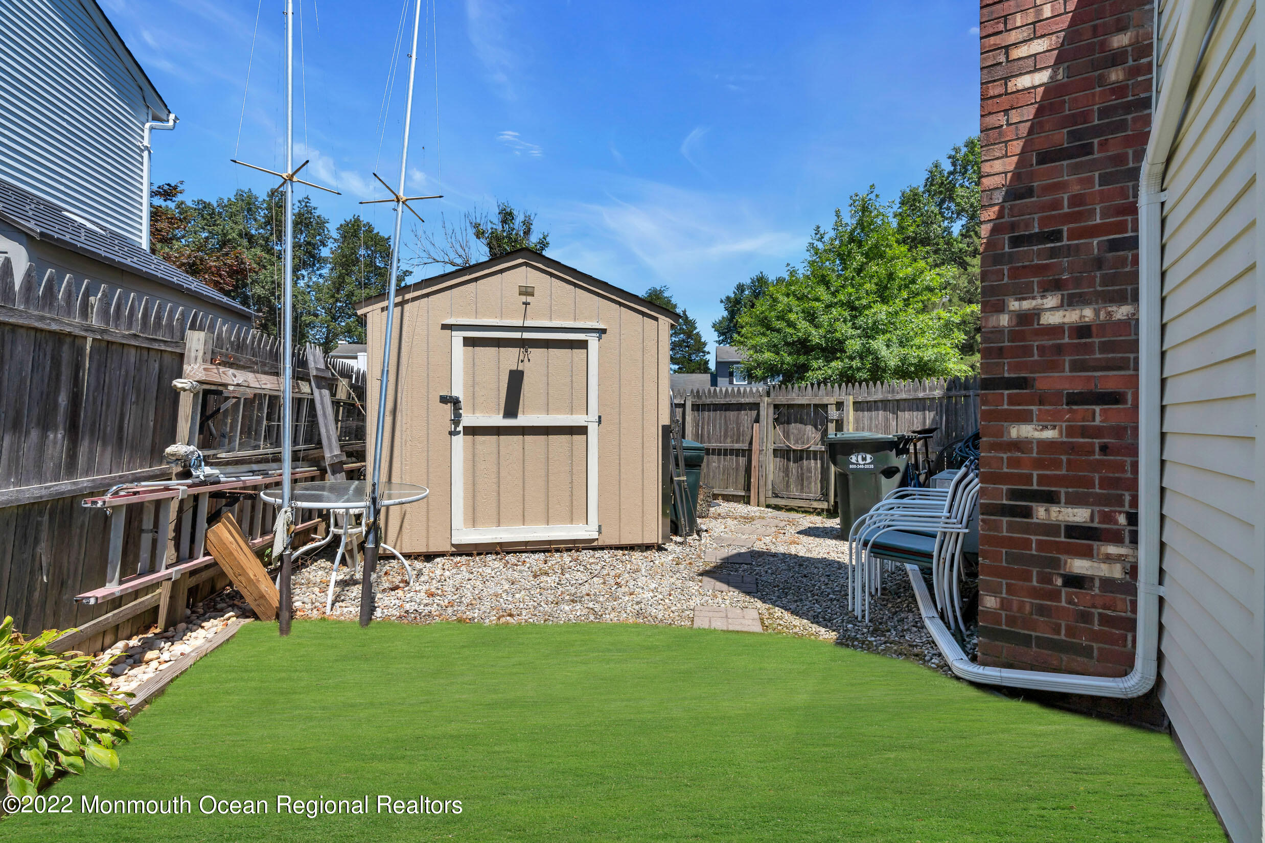 25 Cherry Tree Circle Howell, NJ 07731 - Photo 32 of 35 10 (4)