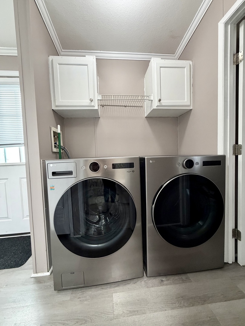 8800 South Harlem Avenue, Unit 2111 Bridgeview, IL 60455 - Photo 11 of 11 a utility room with sink dryer and washer
