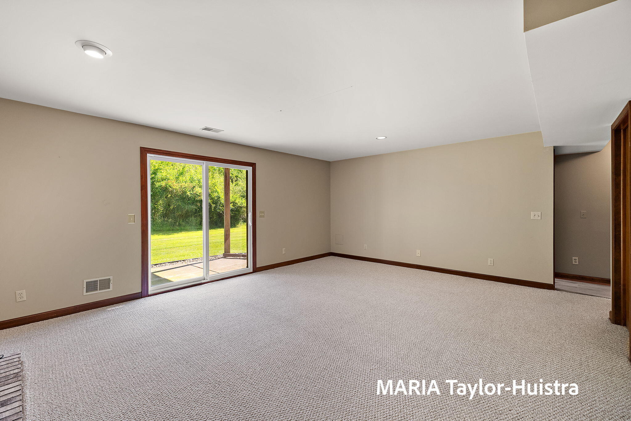 17515 Meadow Wood Road, Unit 30 Spring Lake, MI 49456 - Photo 37 of 47 35-web-or-mls-1G1A7994