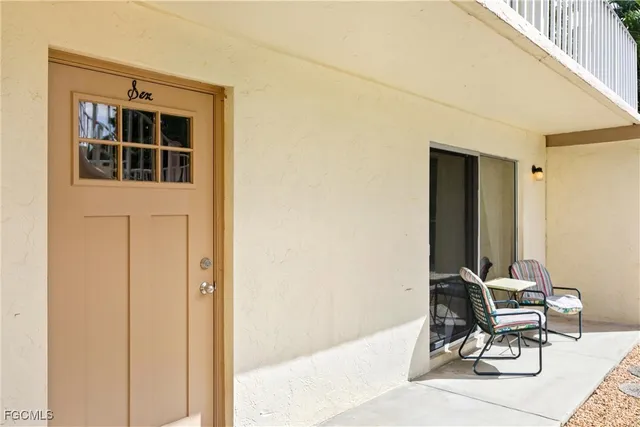 $104,000 | 4931 Vincennes Court, Unit 6, Cape Coral, FL 33904