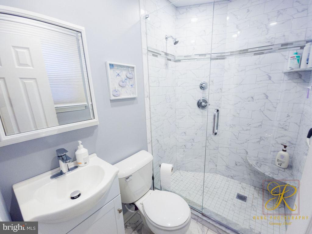 1026 Alpena Road Philadelphia, PA 19115 - Photo 16 of 36 Master Bath