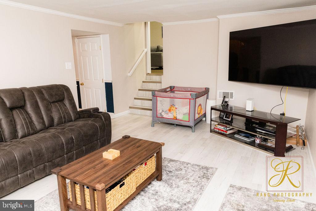 1026 Alpena Road Philadelphia, PA 19115 - Photo 31 of 36 Lower Level Living Area