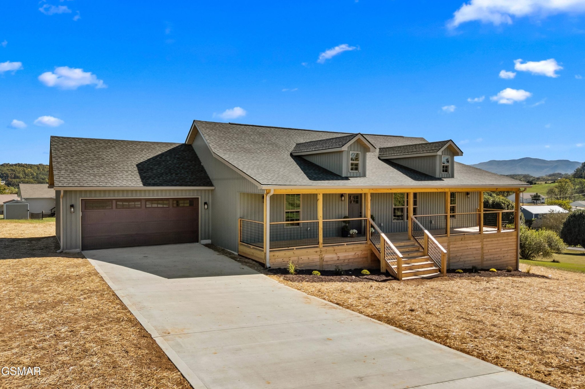 213 North Ridge Drive Newport, TN 37821 - Photo 4 of 35 Gallery Image 4