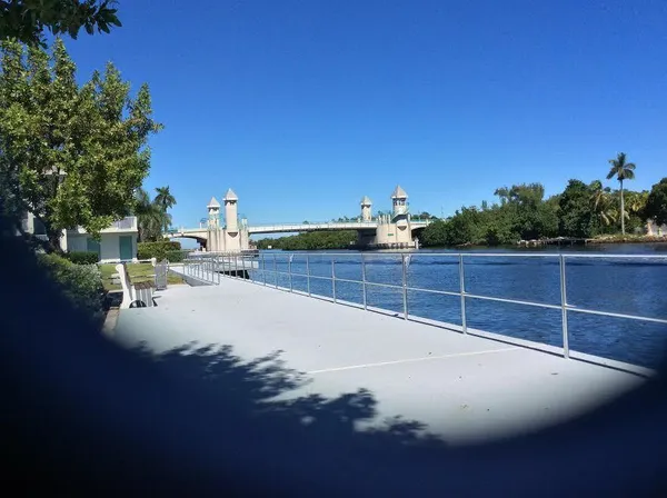 $1,400 | 210 Horizon Street East, Boynton Beach, FL 33435