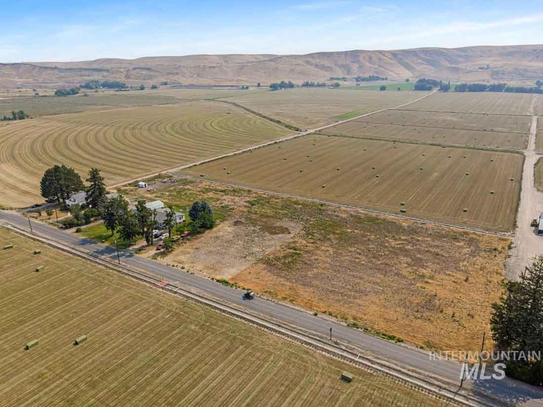 148 Glascock Road Weiser, ID 83672 - Photo 8 of 32
