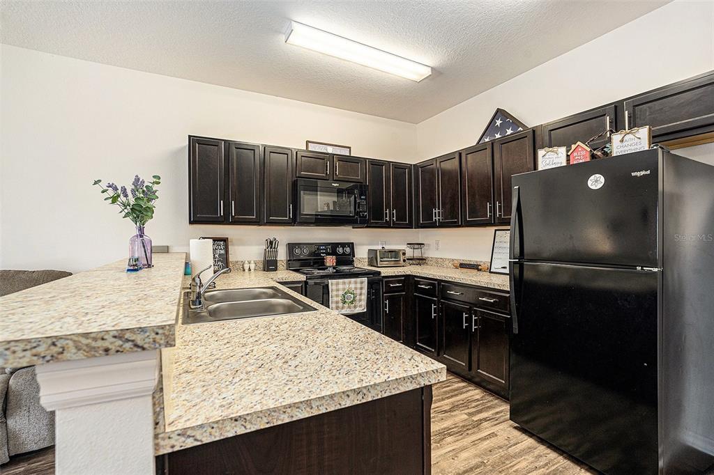5521 Yellowfin Court New Port Richey, FL 34652 - Photo 7 of 37