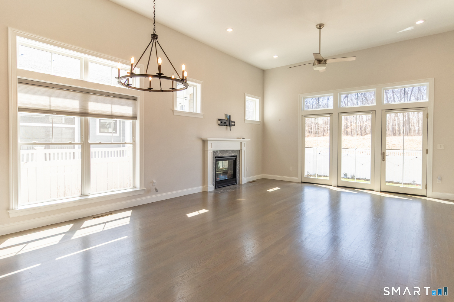 201 Edgewater Circle, Unit B East Hampton, CT 06424 - Photo 10 of 34