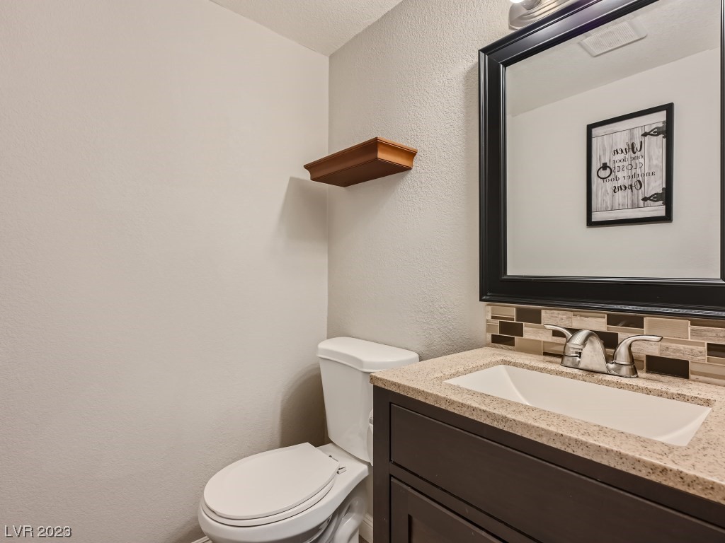 4724 Woodridge Road Las Vegas, NV 89121 - Photo 12 of 28 Gallery Image 12