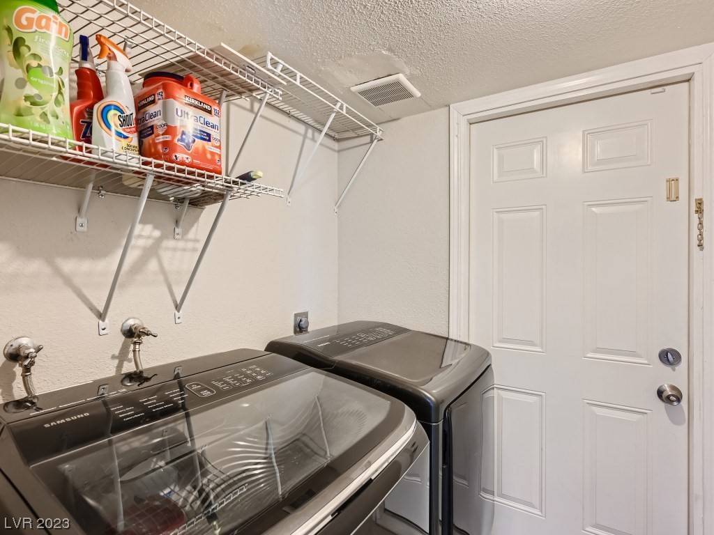 4724 Woodridge Road Las Vegas, NV 89121 - Photo 25 of 28 Gallery Image 25