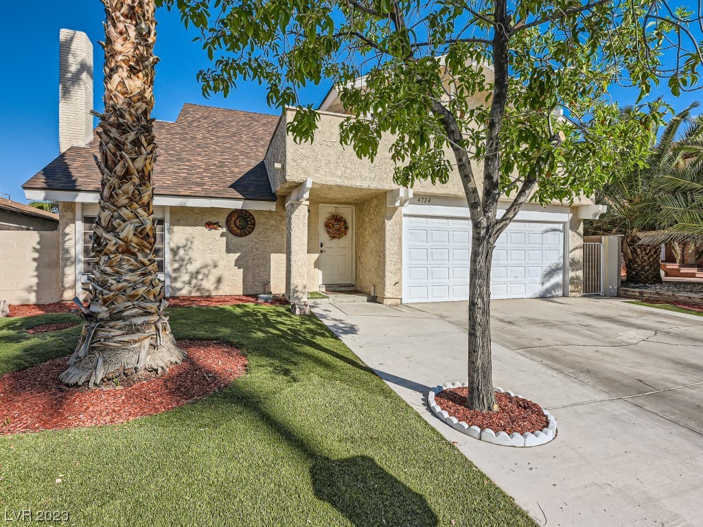 4724 Woodridge Road Las Vegas, NV 89121 - Photo 3 of 28 Gallery Image 3
