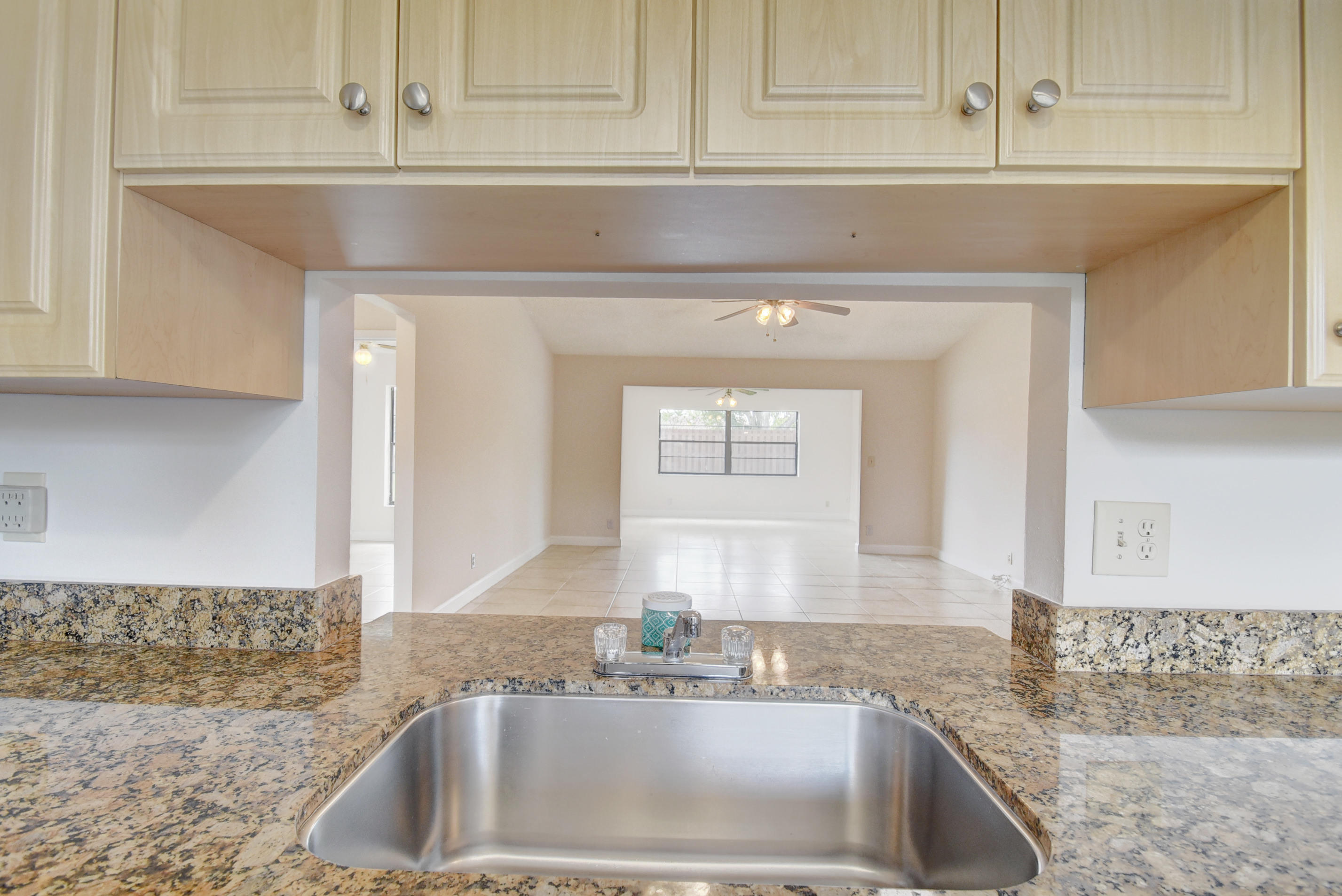 21304 Chinaberry Drive Boca Raton, FL 33428 - Photo 18 of 36 21304 CHINABERRY DRIVE