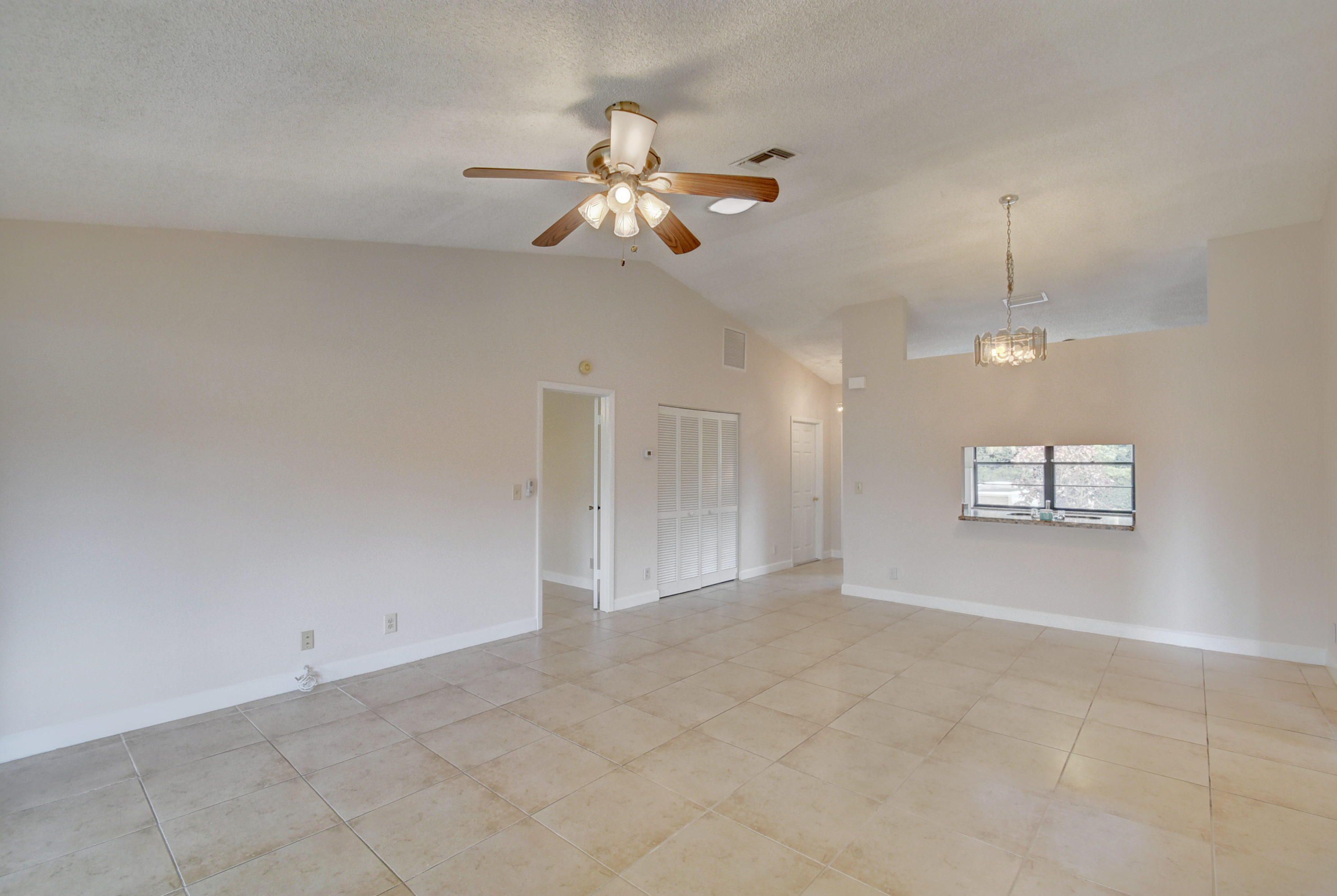 21304 Chinaberry Drive Boca Raton, FL 33428 - Photo 8 of 36 21304 CHINABERRY DRIVE