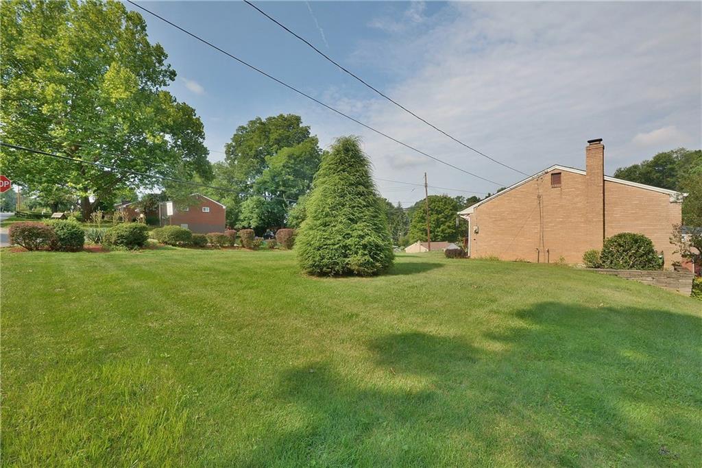 188 West Bruceton Road Pittsburgh, PA 15236 - Photo 22 of 25 Gallery Image 22