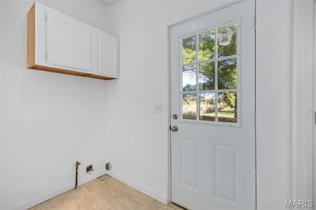 $210,900 | 524 Jefferson Street, Staunton, IL 62088