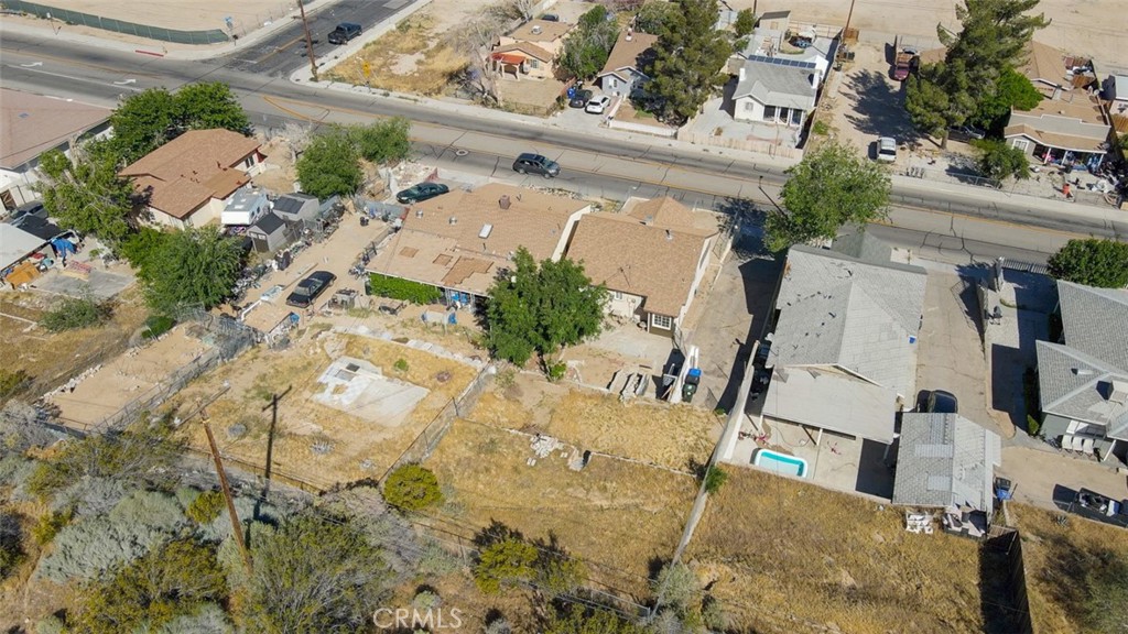 15461 Hesperia Road Victorville, CA 92395 - Photo 27 of 28 an aerial view of residential houses with outdoor space