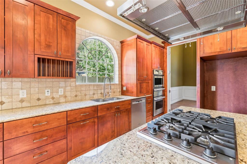 4145 Roberts Road Grapevine, TX 76051 - Photo 11 of 40 Gallery Image 11