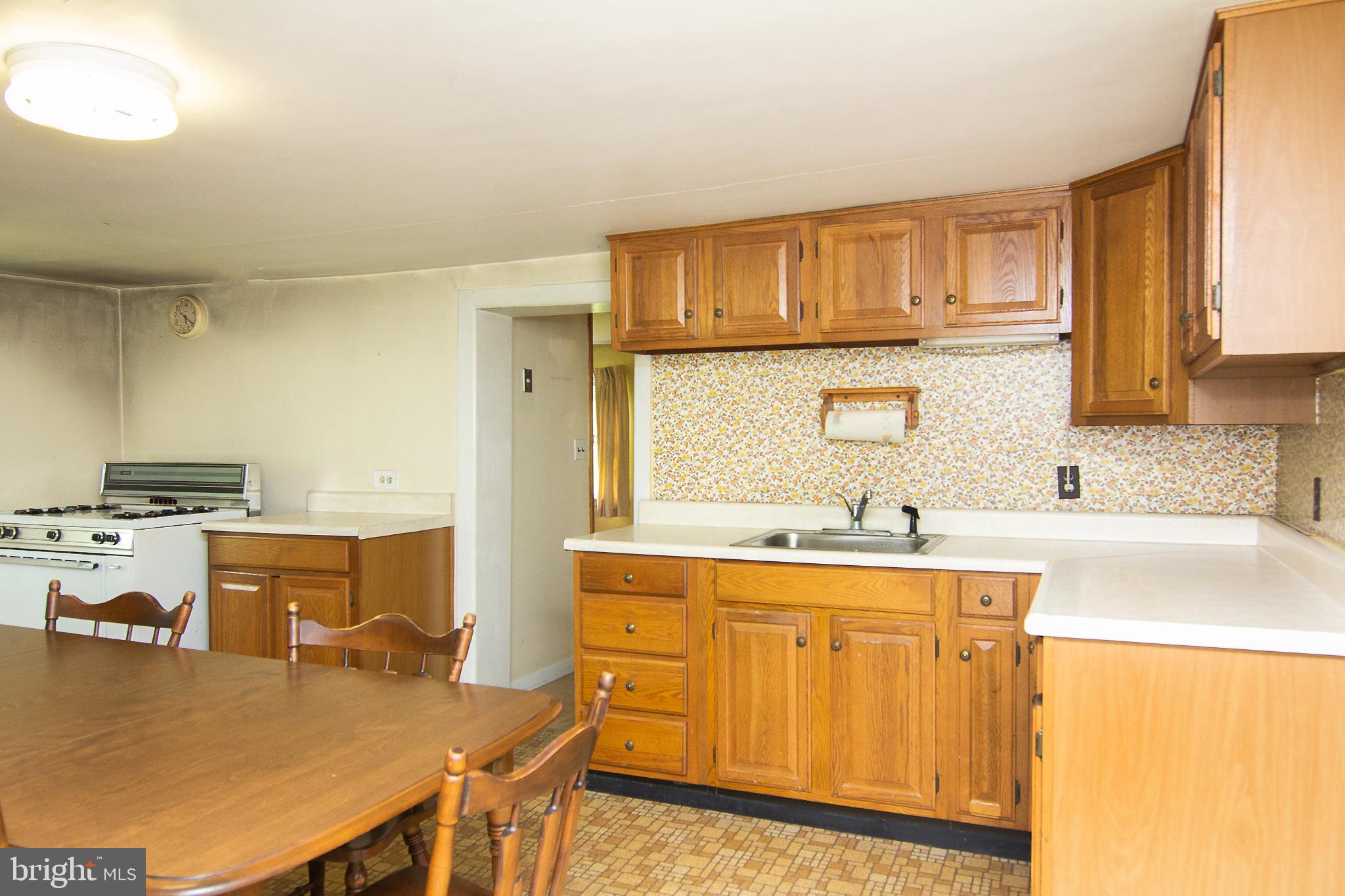 3709 Beckleysville Road Hampstead, MD 21074 - Photo 18 of 37 Kitchen