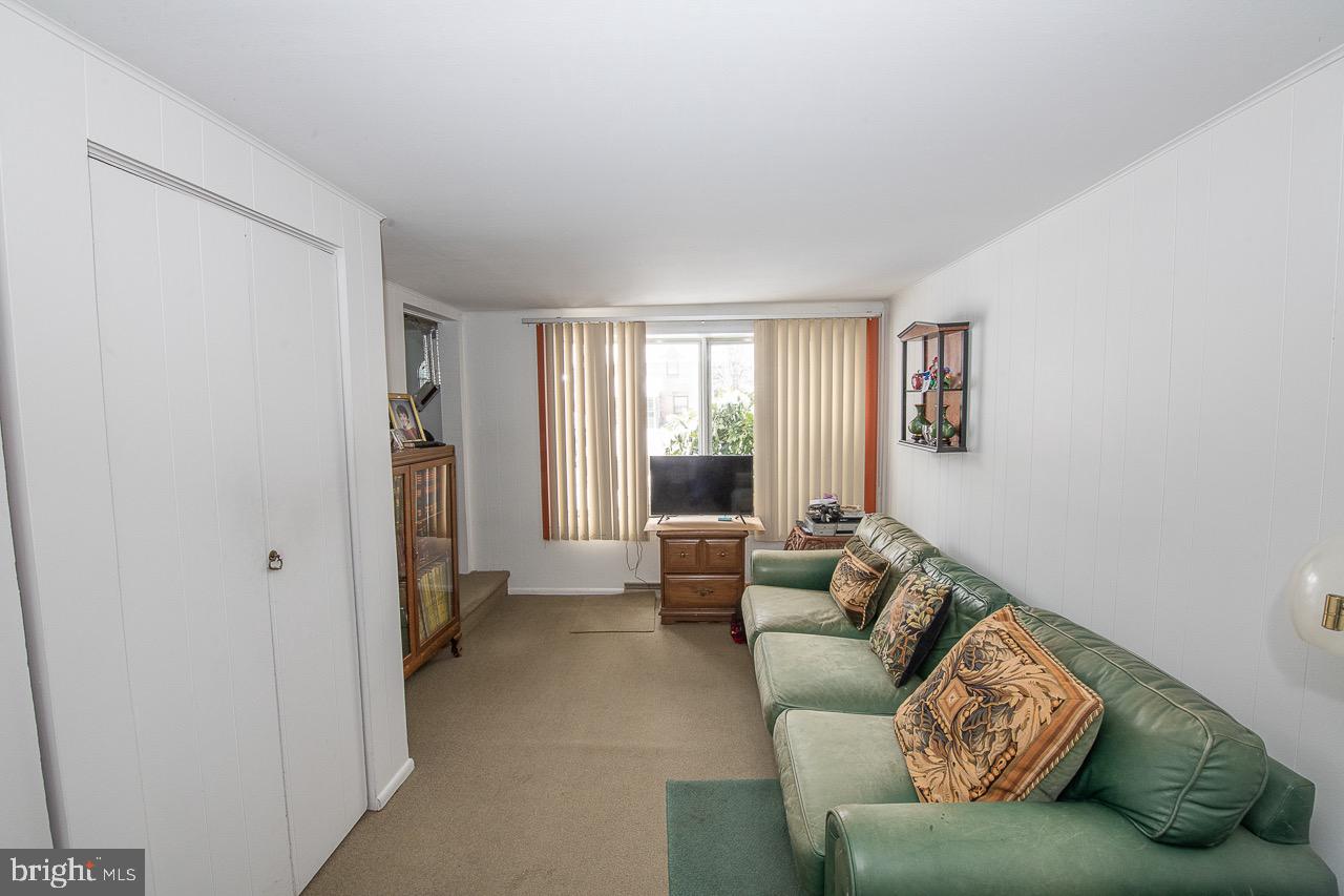 129 Crosshill Road Wynnewood, PA 19096 - Photo 14 of 29 Gallery Image 14