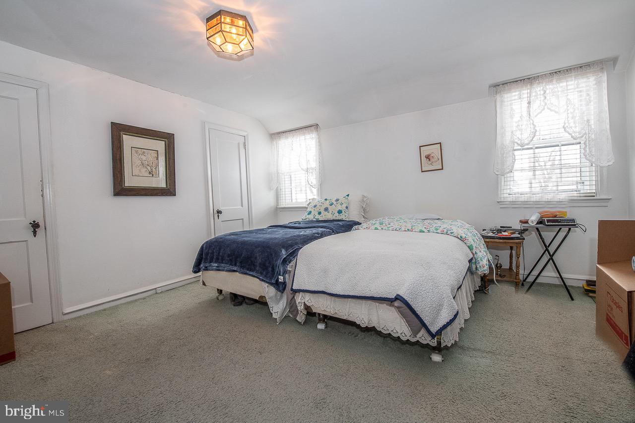 129 Crosshill Road Wynnewood, PA 19096 - Photo 21 of 29 Gallery Image 21